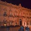 Foto: Scorcio con Palazzo Antico - Piazza Duomo  (Siracusa) - 5
